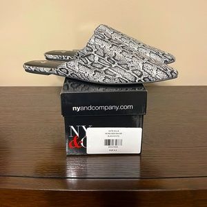 New York & Company mules NWT